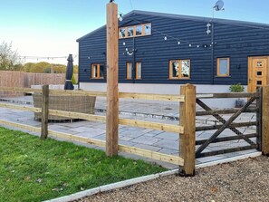 Exterior - 5 bedroom accommodation in Diss (Diss)