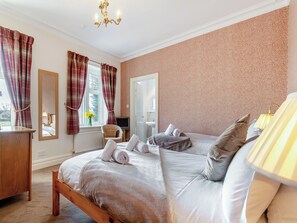 8 chambres, Wi-Fi gratuit, draps fournis