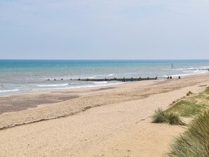 Beach - The Seas Beach House (Bacton)