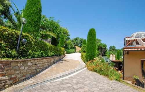 Amazing apartment in Monte Rinaldo