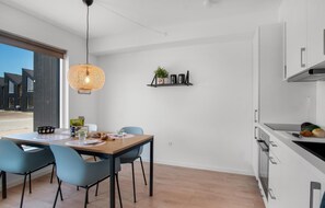 Fridge, oven, stovetop, dishwasher - Havnehusene, Lejl. 31 (Slagelse)
