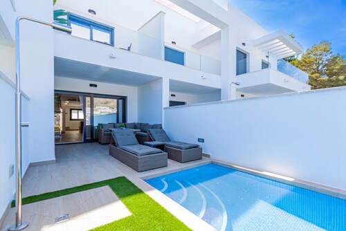 PANORAMIC private pool