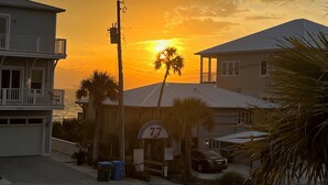A building with a sign that reads "San Diego Public Library" and a palm tree in front. - 6 BR Townhome Oceanvws Rooftop Deck Pool (Panama City Beach)