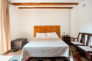 1 bedroom, WiFi, bed sheets - 1 Bedroom Apartment in Bergamo (Bergamo)