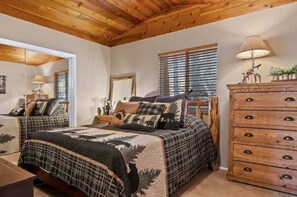 2 多间卧室、熨斗/熨衣板、免费 WiFi、床单