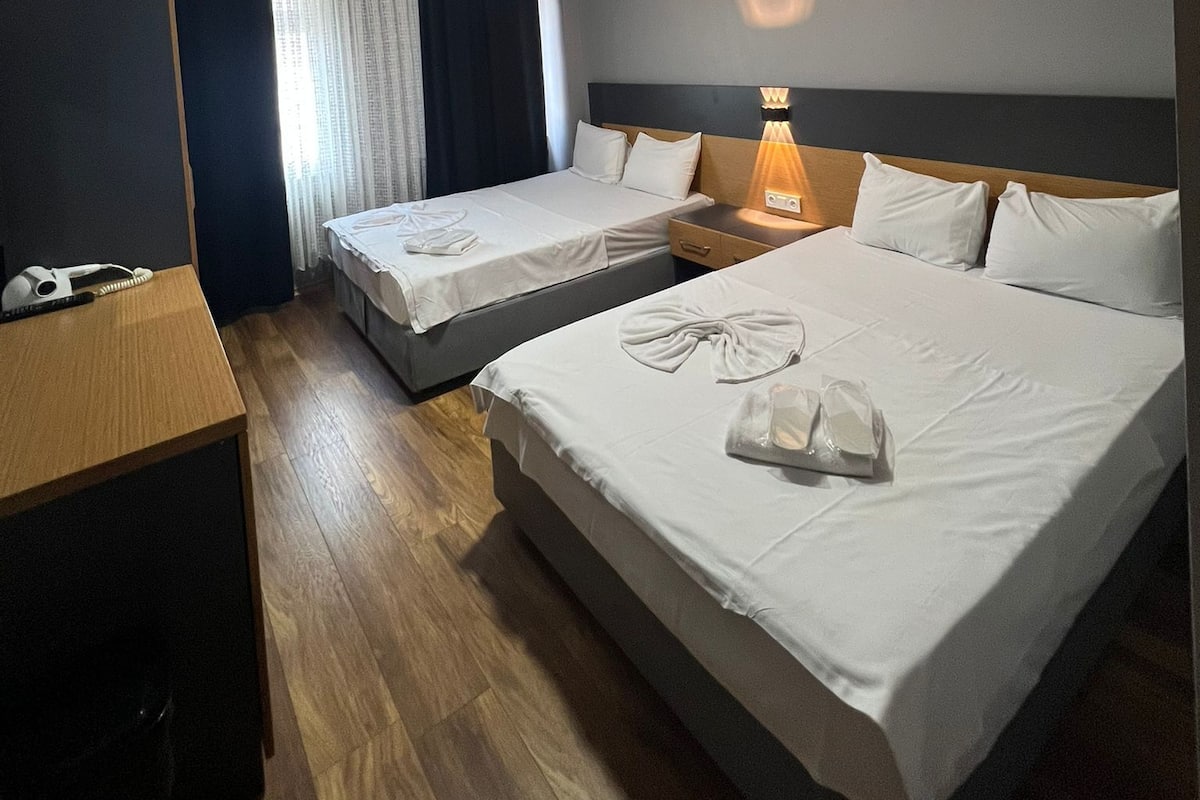 Deluxe Quadruple Room | 1 bedroom