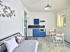 1 habitación, cuna de viaje, wifi y ropa de cama