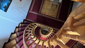 Staircase - Grand Almira Hotel (Istanbul)