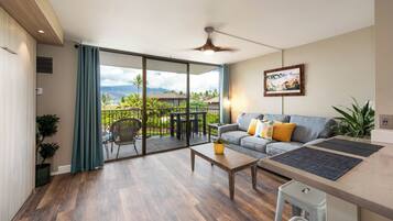 Luxury Condo | Living area | Smart TV