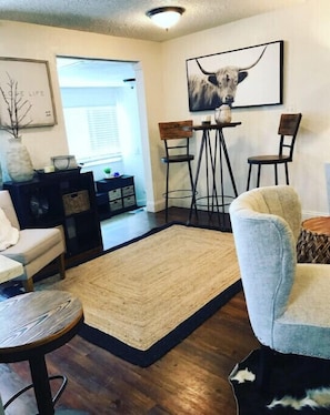 Interior - Cut Bank 2/bd Unit #5 by Glacier National Park
 (Cut Bank)