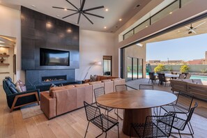 Ferienhaus, Mehrere Betten (Exclusive Pool Villa) | Speisen