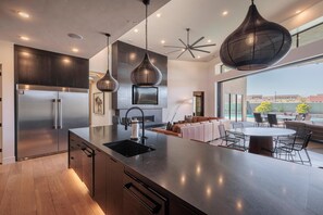 House, Multiple Beds (Exclusive Pool Villa) | Private kitchen