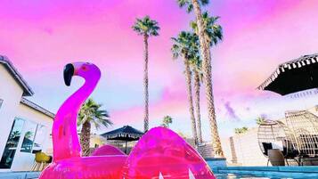 Piscine extérieure, piscine chauffée