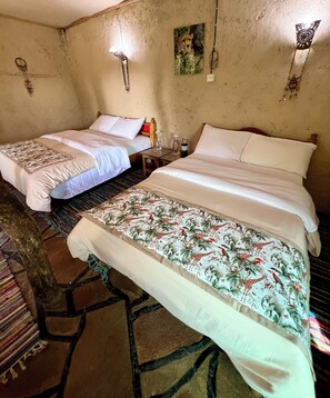 4 quartos, Wi-Fi de cortesia, roupa de cama