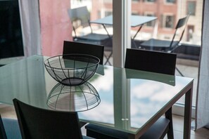 Dining - Smart one-bedroom apartment a few minutes from the lake (Roggia 14) (Viganello)