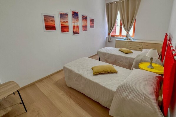 2 habitaciones, ropa de cama y acceso para silla de ruedas 