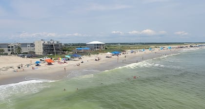 Oceanfront, Pool, Pet-friendly, First Floor, Next to restaurant and Tiki Bar.