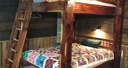 Seclusion at the HIDEOUT on Francis Creek. Come, enjoy the quiet.