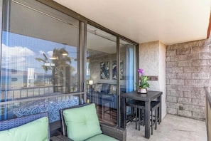 Condo de lujo | Balcón