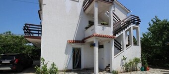 Apartments Nika - With Parking