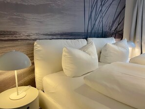 2 bedrooms, iron/ironing board, WiFi - Alte Stadtgärtnerei App 1, 59sqm for 3 persons with parking and beach chair - (Sylt)