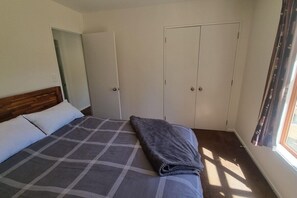3 slaapkamers, een kluis op de kamer, reisbedje, gratis wifi