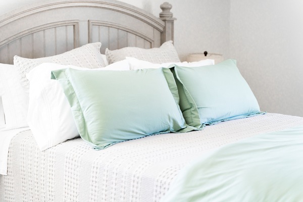 3 bedrooms, in-room safe, iron/ironing board, travel crib