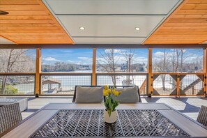 Dining - 7BR/5BA SML Lakefront – Walk to Private Dock w/ Boat Lifts, Fire Pit & Views! (Wirtz)