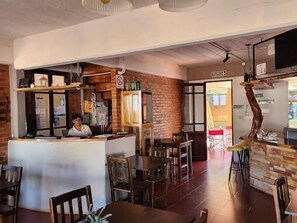 Bar (en la propiedad)