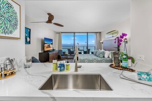 Luxury Studio | Private kitchen
