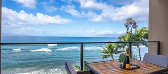 Oceanfront Kaanapali Studio Vistas