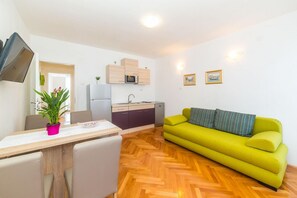Apartment - Apartments Helena - With Terrace (Split)