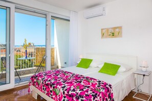 Apartment - Apartments Helena - With Terrace (Split)
