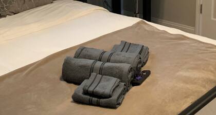 Stay Awhile Center City Charlotte minutes away, Noda area