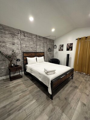 3 Schlafzimmer, Schreibtisch, Bügeleisen/Bügelbrett, kostenloses WLAN