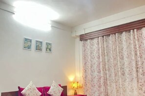 Room - Monratino Ridge View Residency (Gangtok)