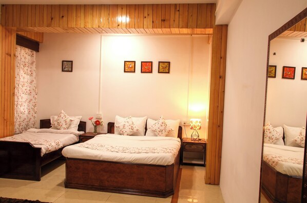 Room - Monratino Ridge View Residency (Gangtok)