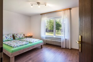 1 Schlafzimmer, kostenloses WLAN, Bettwäsche, Rollstuhlgeeignet