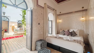 Standard Double or Twin Room | In-room safe, iron/ironing board, free WiFi, bed sheets