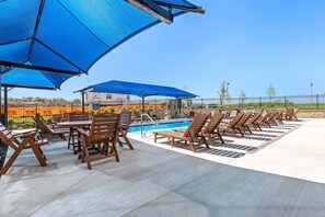 Pool - Holiday Inn Express Kansas City North Parkville (Parkville)