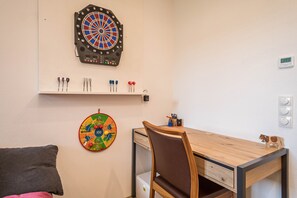 Interior - Apartment 'Ferienwohnung Tannenblick' with Mountain View, Shared Garden and Wi-Fi (Höchst)