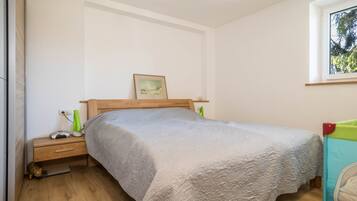 1 chambre, fer et planche Ă repasser, Wi-Fi gratuit, draps fournis