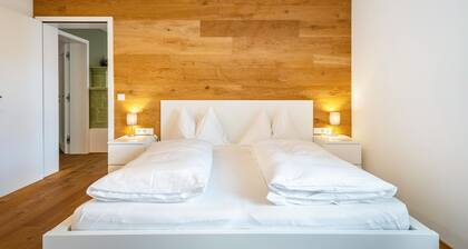 Ferienwohnung 'Lauterach' mit Privatterrasse, Balkon und WLAN