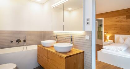Ferienwohnung 'Lauterach' mit Privatterrasse, Balkon und WLAN