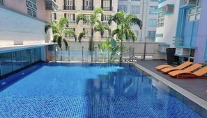 Deluxe-Studio, 1 Queen-Bett, Gartenblick, zum Garten hin | Eigener Pool