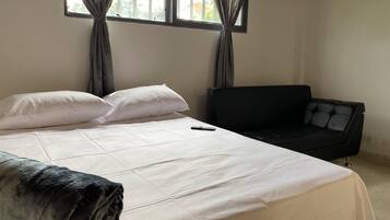 Comfort Double Room | Hypo-allergenic bedding, individually furnished, free WiFi, bed sheets