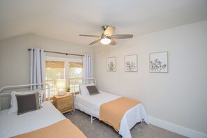 3 bedrooms, desk, iron/ironing board, travel cot