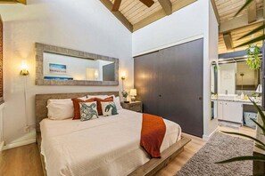 2 bedrooms, iron/ironing board, free WiFi, bed sheets - Perch - Luana Kai Loft: Captivating Modern 2-Bedroom for a Dream Vacation (Kihei)