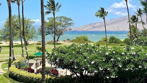 Unclassified image, 4 of 86, button - Perch - Luana Kai Loft: Captivating Modern 2-Bedroom for a Dream Vacation (Kihei)