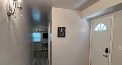 Guest house in a very nice quiet neighborhood